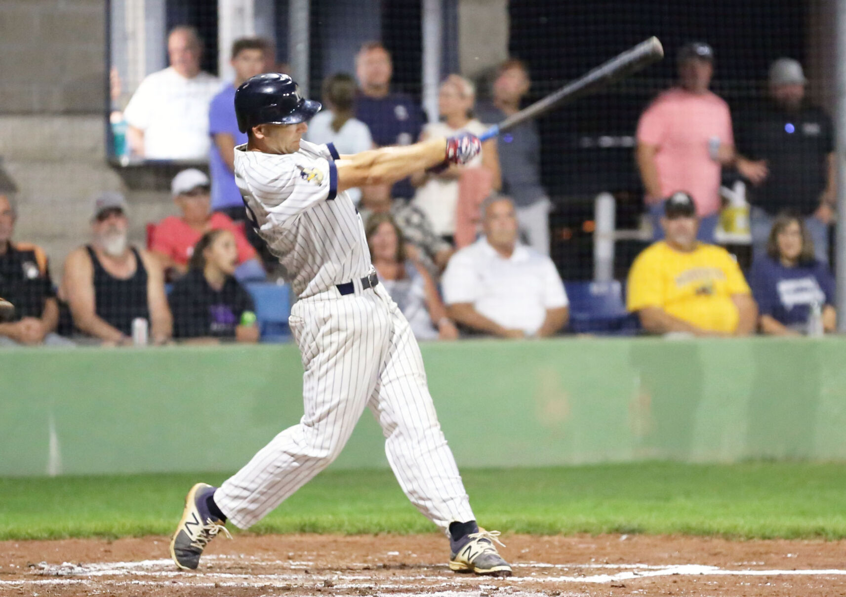 Mudhens-Dukes 2.JPG